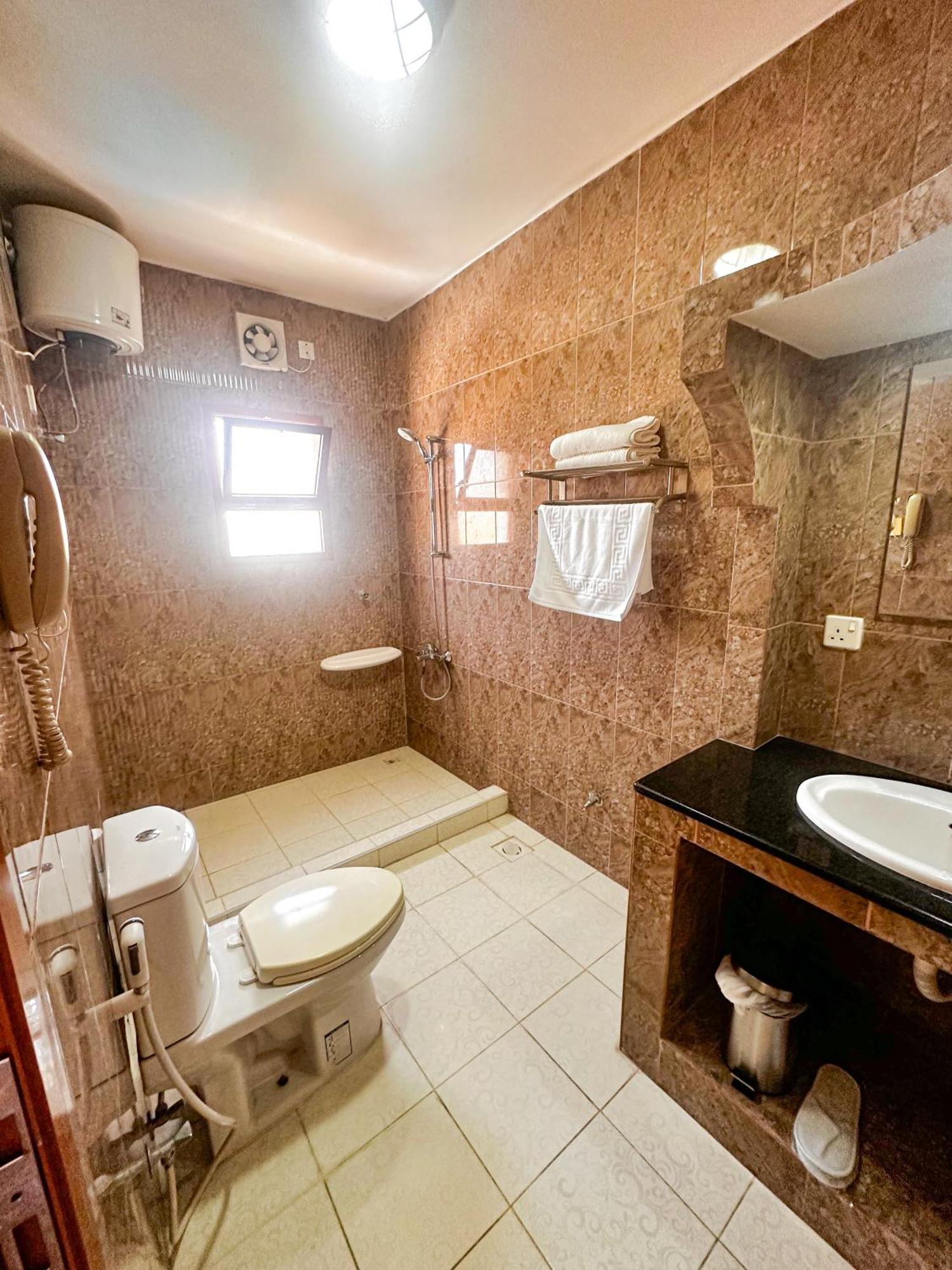 Riyam Hotel Masqat Buitenkant foto